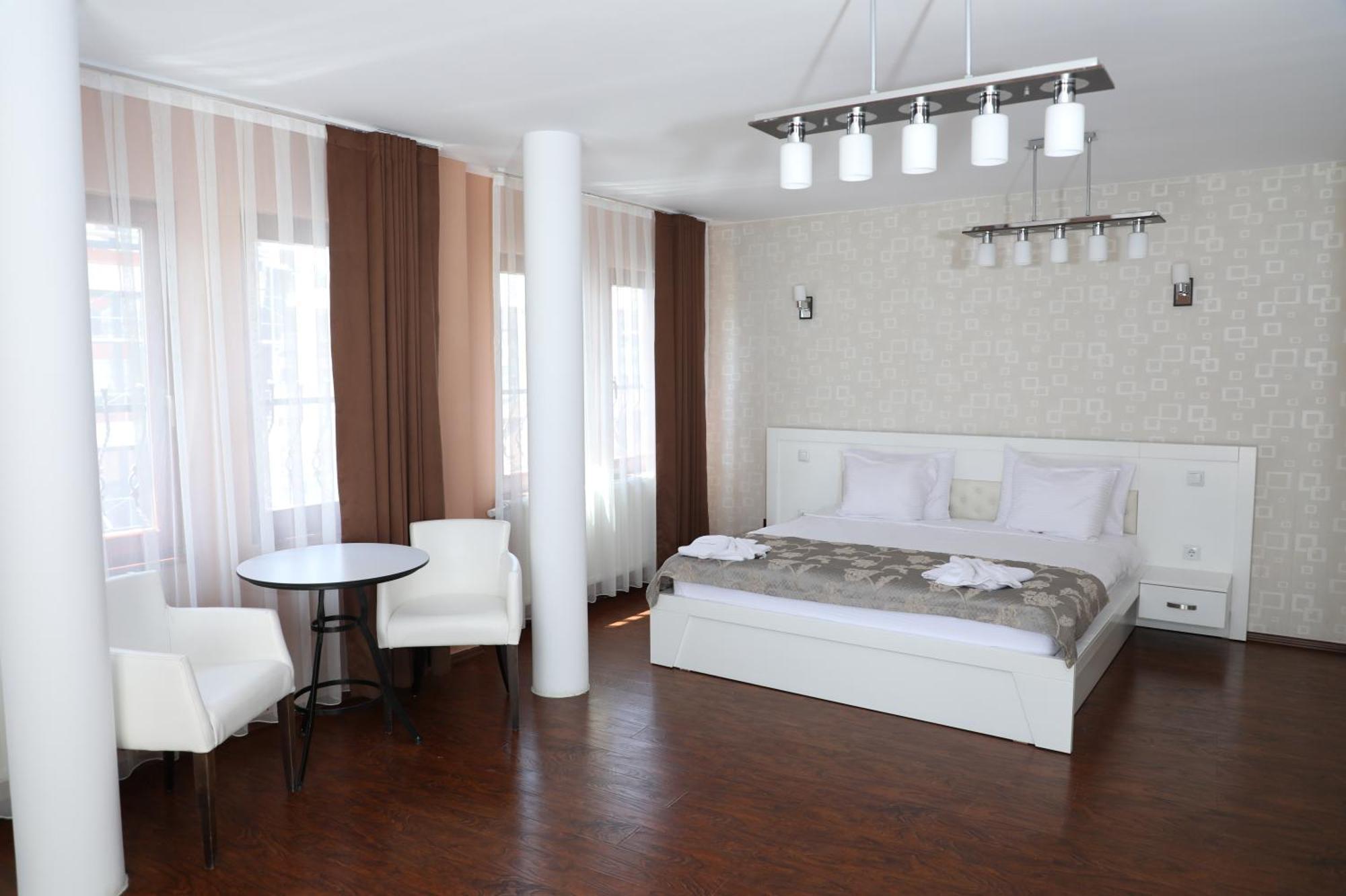 Bruti Hotel Prizren Eksteriør bilde