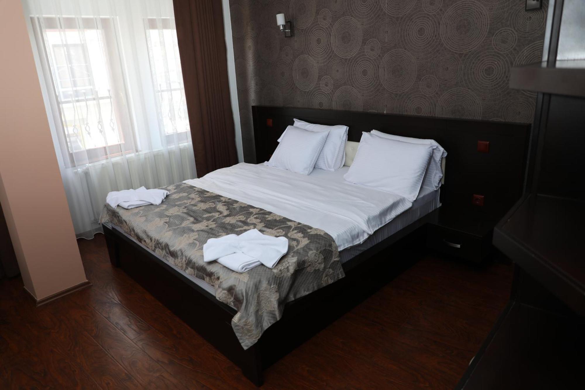 Bruti Hotel Prizren Eksteriør bilde