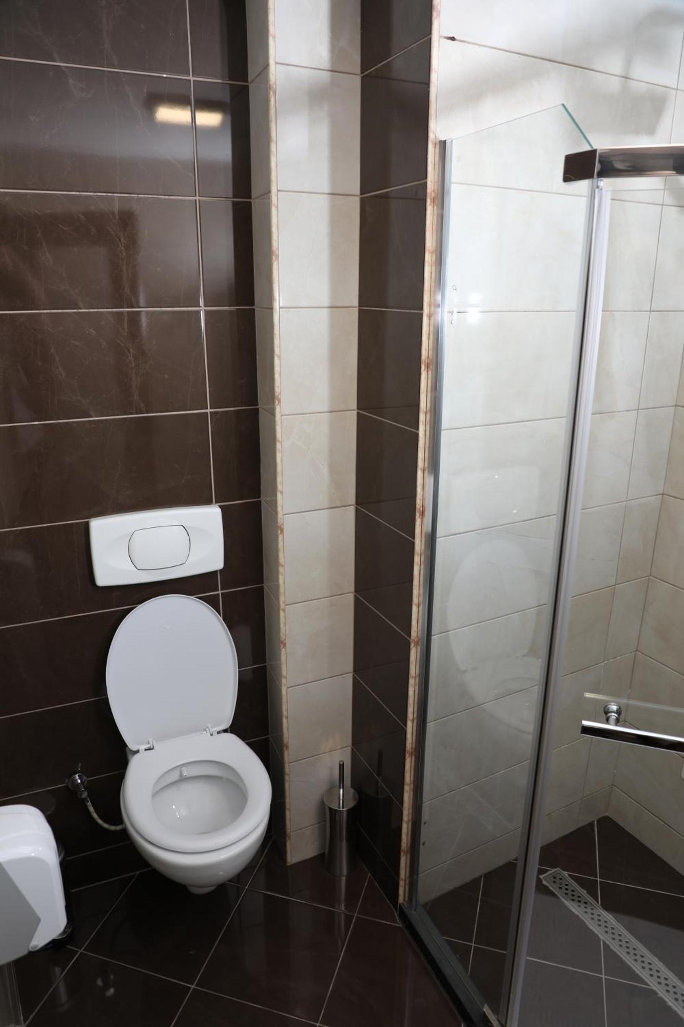 Bruti Hotel Prizren Eksteriør bilde