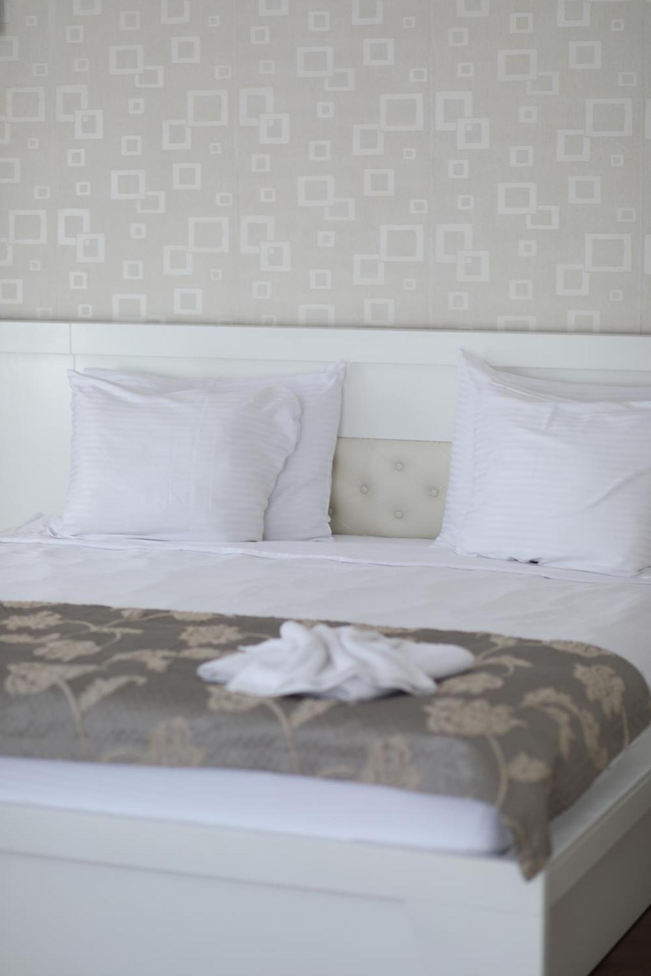 Bruti Hotel Prizren Eksteriør bilde