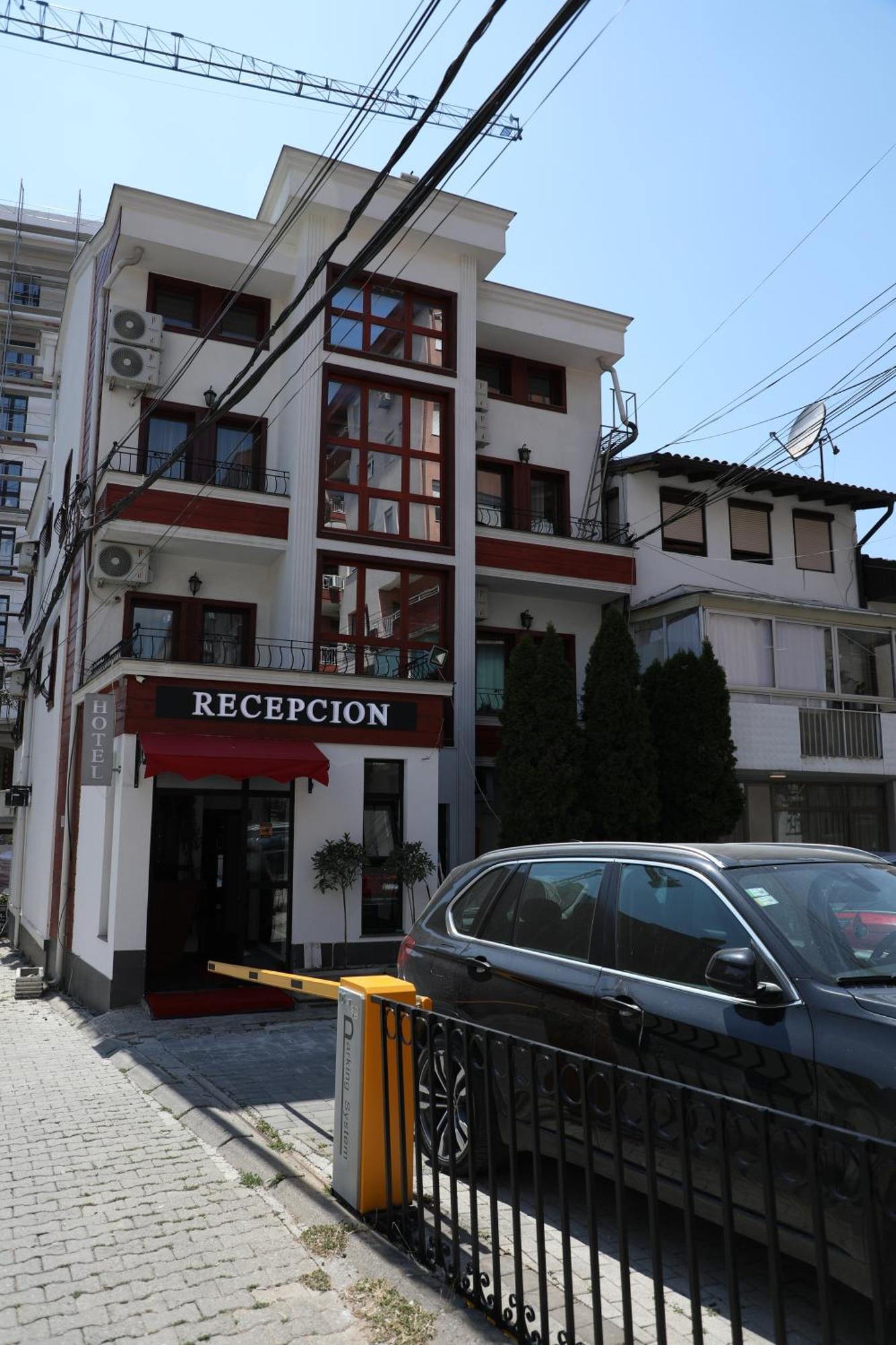 Bruti Hotel Prizren Eksteriør bilde
